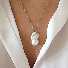 Náhrdelníky - Strieborný náhrdelník s perlou - 16492570_