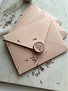 Papiernictvo - Obálky na svadobné oznámenia ručne robené ružové C6 (200g) - 16493079_