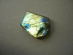 Minerály - Plátek - labradorit 22 mm, č.24f - 16495545_