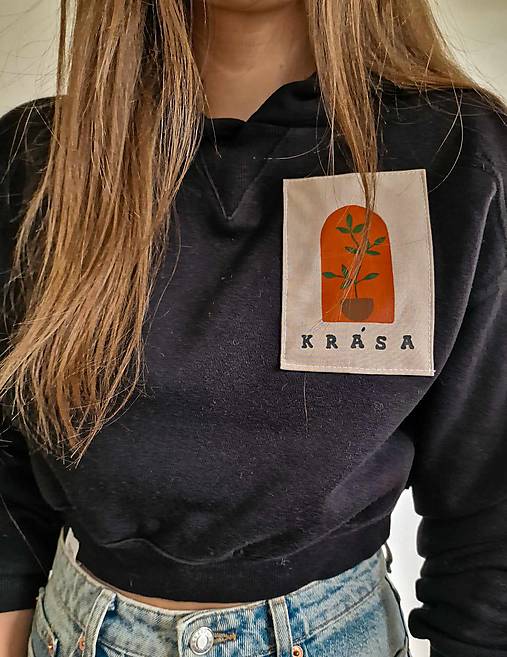 Upcyklovaná crop mikina 