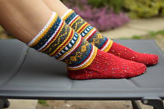 Ponožky, pančuchy, obuv - pestrofarebé ponožky - červený základ ( v.39-40) - 16500786_
