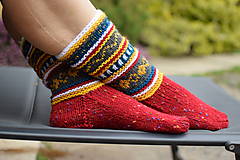 Ponožky, pančuchy, obuv - pestrofarebé ponožky - červený základ ( v.39-40) - 16500788_