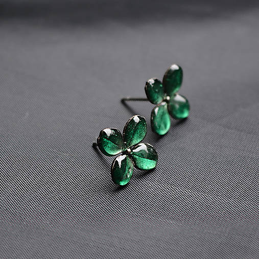 Náušnice - Napichovacie náušnice štvorlístok - 16503003_