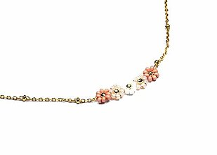 Náramky - Kvetinový náhrdelník z korálikov a ocele - 16502035_
