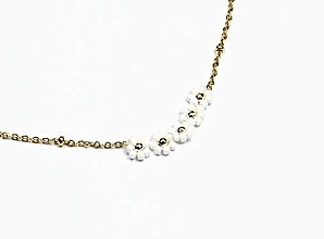 Náramky - Kvetinový náhrdelník z korálikov a ocele - 16502056_