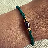 Náramky - Strieborný náramok s riečnou perlou  a zeleným ónyxom- kolekcia “Láskovo” - 16505064_