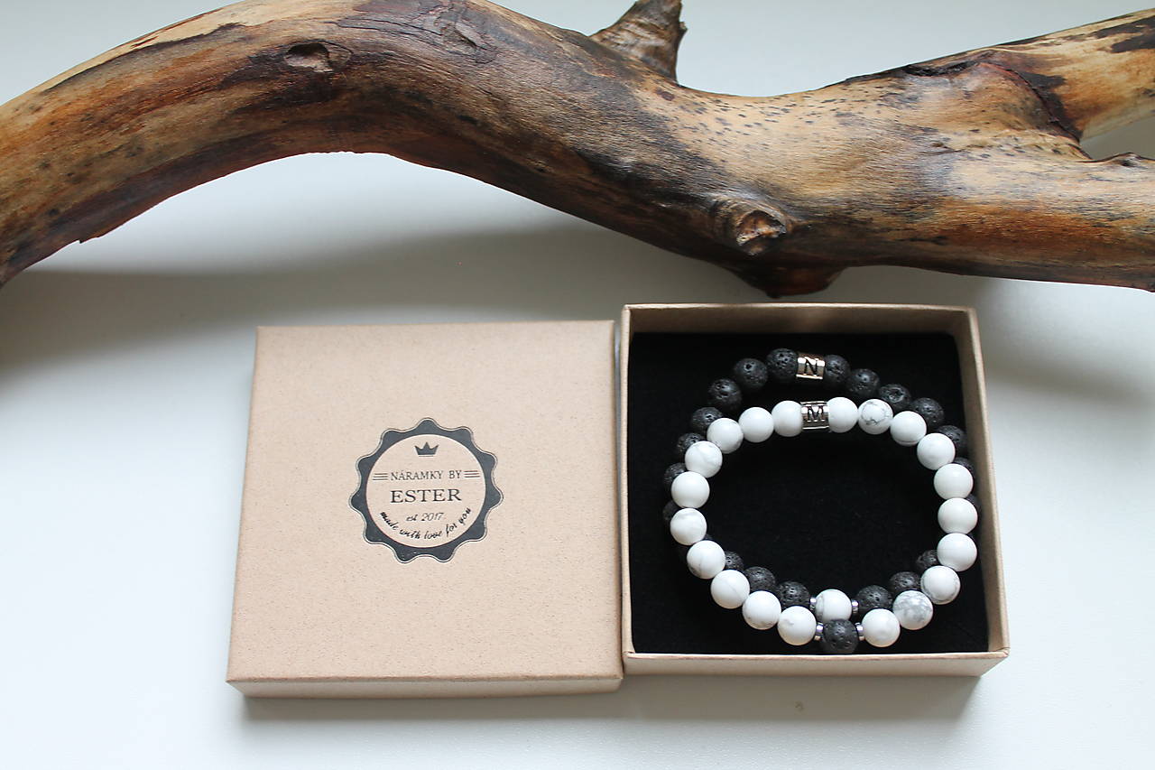 BlackAndWhite_Partnerské s Iniciálkami