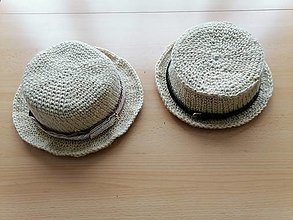 Čiapky, čelenky, klobúky - Dámsky a pánsky klobúk z ovčej vlny - 16504879_