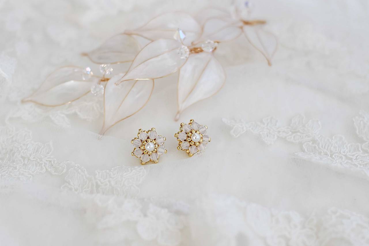 Svadobné náušnice s perlami Olívia  (Zlatá)