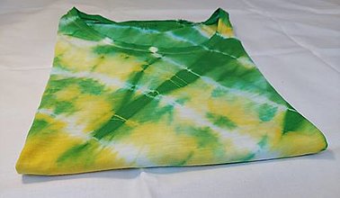 Topy, tričká, tielka - Batikované dámske tričko zeleno-žlto-biele - 16506341_