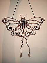 Dekorácie - Medený motýľ s minerálmi :) - 16508490_