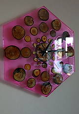 Hodiny - Hodiny hexagon wood&pink resin - 16508870_