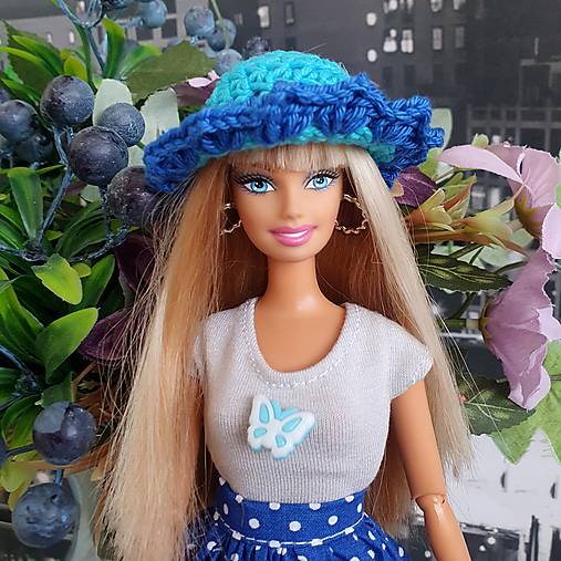 Hviezdičkový klobúk pre Barbie