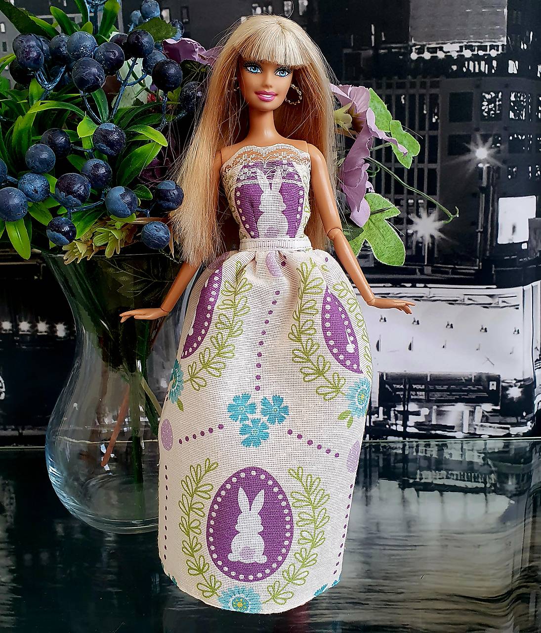 Zajačikové fialové šaty pre Barbie