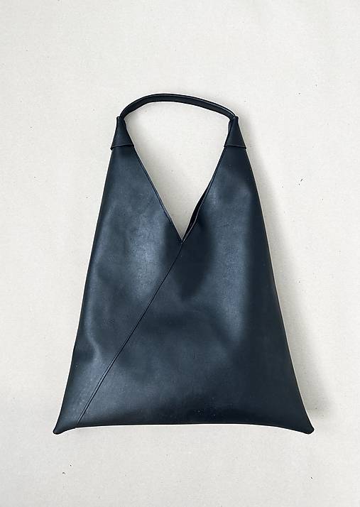 TRIANGEL čierny - kožená kabelka