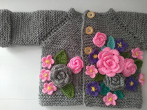 Detské oblečenie - Svetrík | Kabátik - rozkvitnuté kvetinky - 16518951_