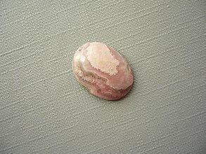 Minerály - Kabošon rodochrozitu 16 mm, č.48f - 16520122_