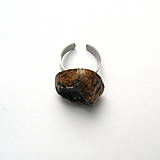 Prstene - Prsteň s dreveným očkom - topoľový kalus so živicou - 16521953_