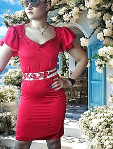 Šaty - Červené šaty s bielym opaskom - 16524298_