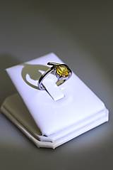 Prstene - prsteň citrín v chirurgickej oceli - 16524402_