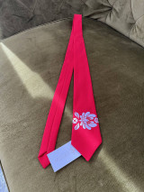 Vyšívaná kravata- červená