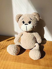 Hračky - Háčkovaný medvedík Teddy - 16522515_
