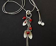 Náhrdelníky - Červený korál, flexibilný cínovaný náhrdelník - 16522573_