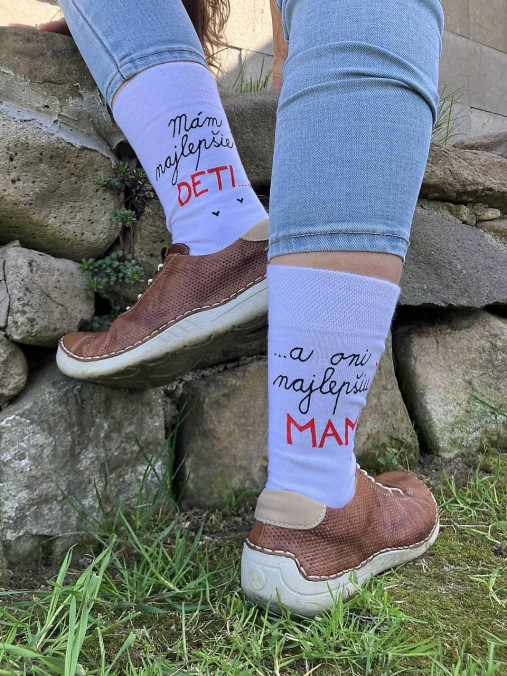 Maľované ponožky pre najlepšiu mamu, ktorá má najlepšie deti