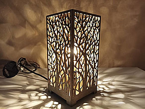 Svietidlá - Drevená stolná lampa s tienidlom - 16531195_