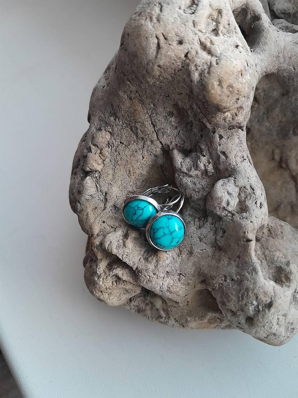 Náušnice s minerálom 10 mm - chirurgická oceľ (tyrkenit, č. 3989)