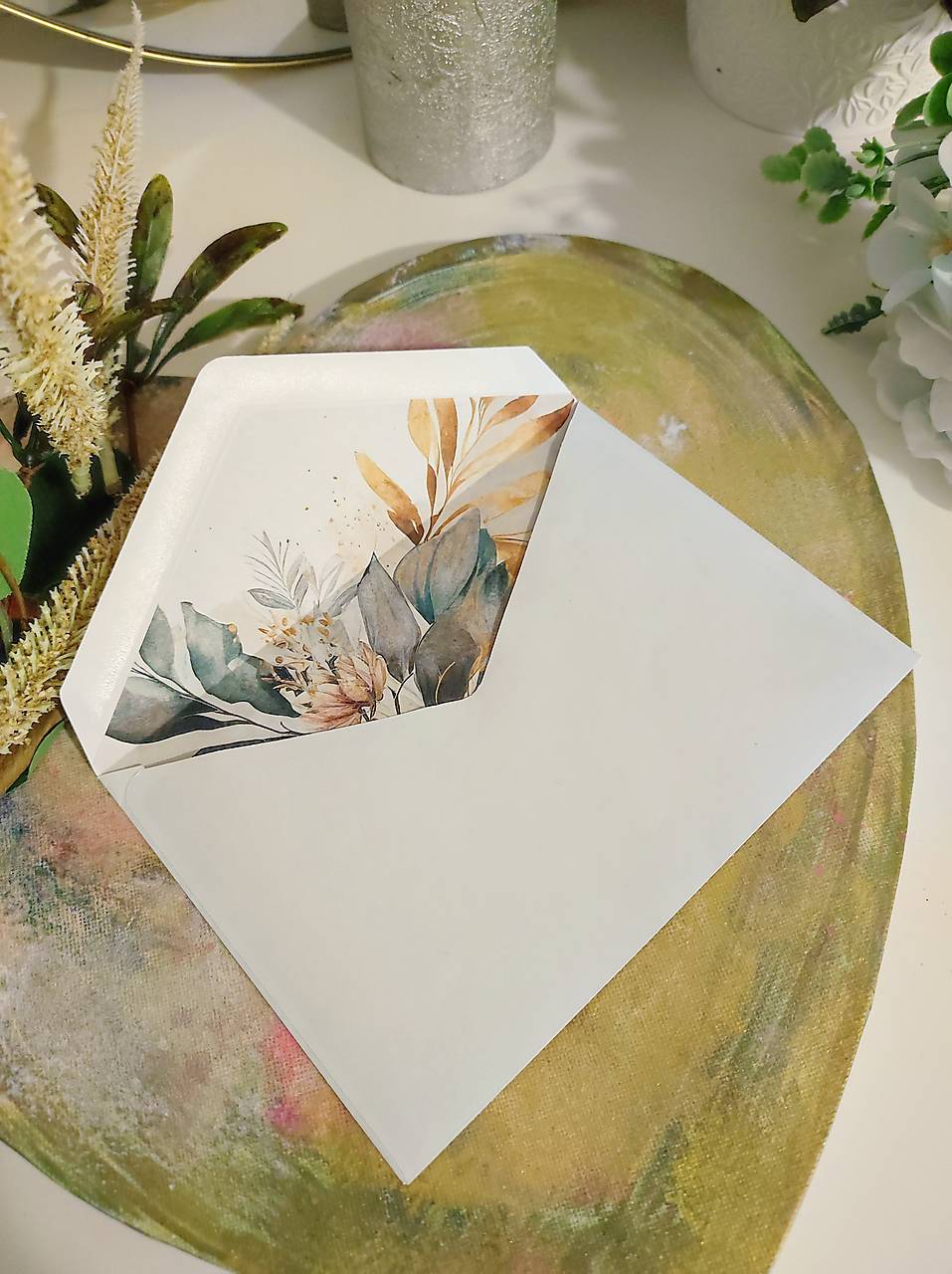 Klasická biela obálka s vnútornou vložkou podľa dizajnu Vášho oznámenia 