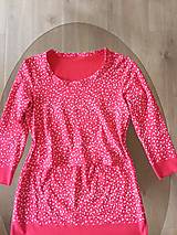 Oblečenie na dojčenie - Darček ku dňu matiek - tričko na dojčenie červené s bielymi kvetinami - 16531557_