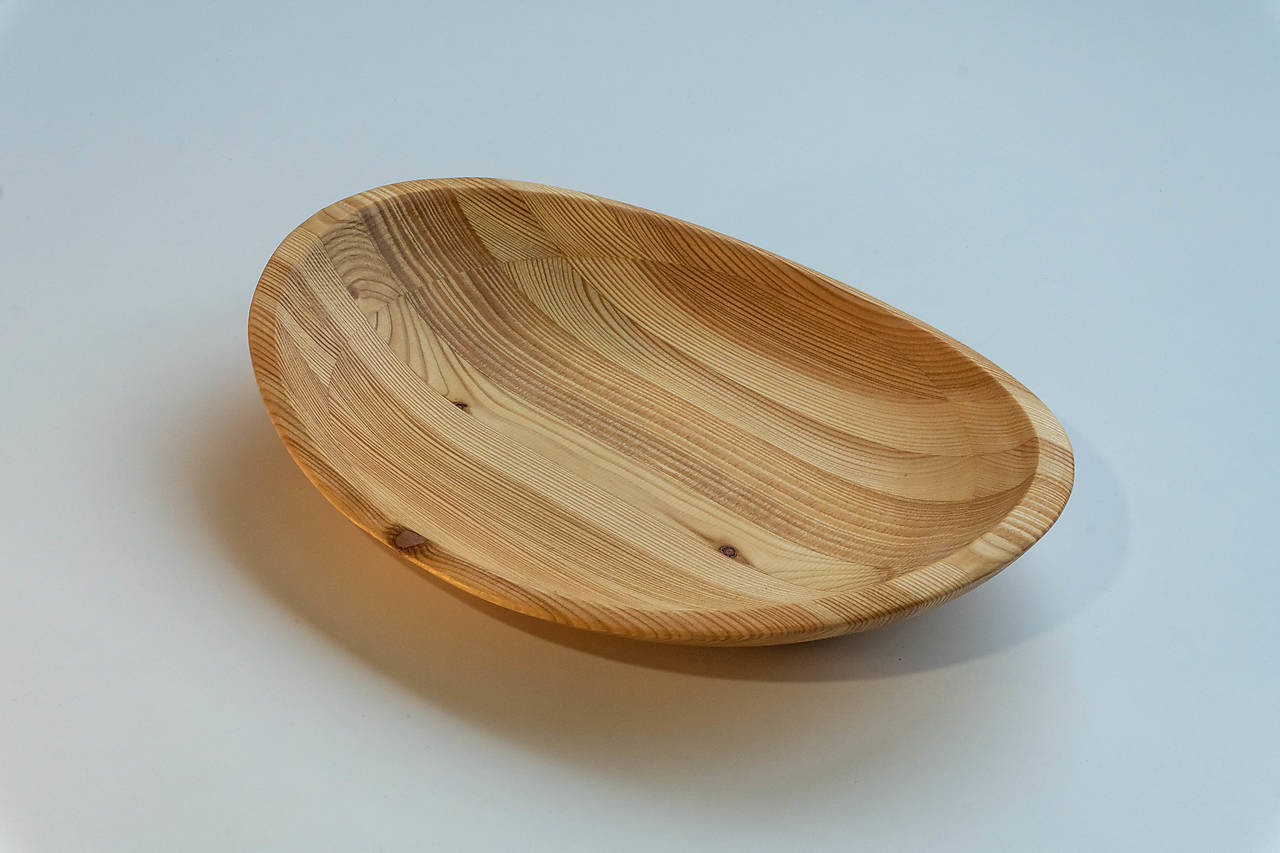 Drevená miska (červený smrek)