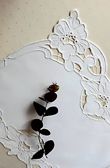 Úžitkový textil - Richelieu - Kvety-biela, 40 x 48 cm - 13575706_
