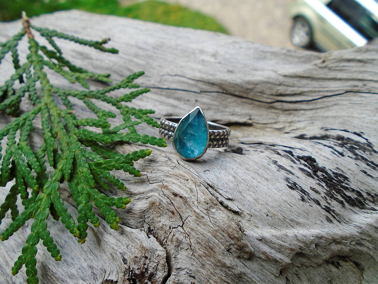 Strieborny prsteň Ag 925 Apatit