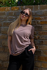 Topy, tričká, tielka - Tričko s prúžkom z organickej bavlny UNSEX MISTY BROWN - 16534365_