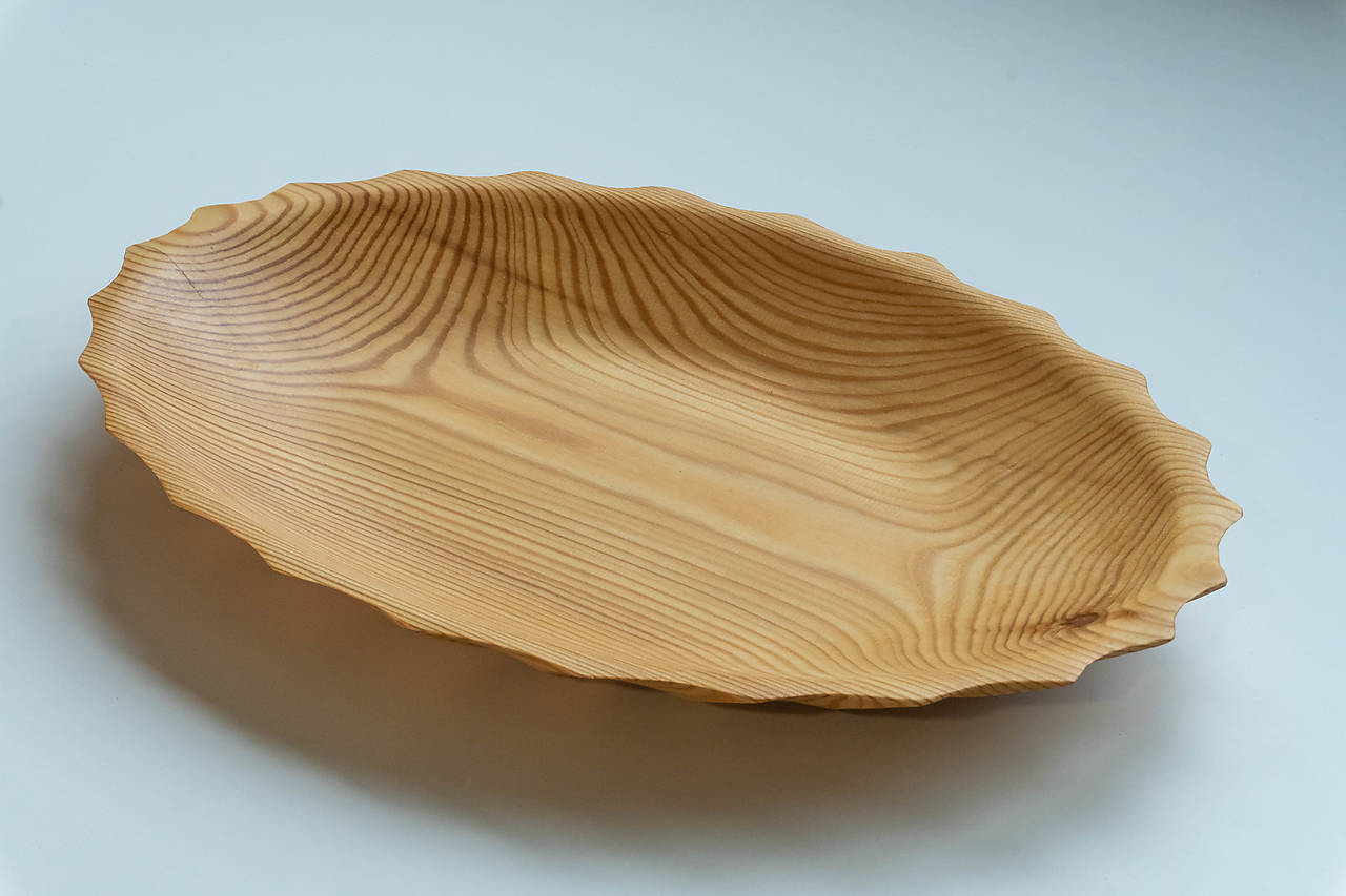 Drevená miska (červený smrek)