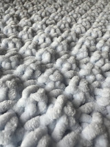Detský textil - Ručně pletená žinylková deka pro miminko - bledě modrá - 16536854_