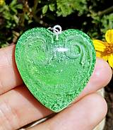 Náhrdelníky - Prívesok veľké zelené srdce §82 - 16537391_