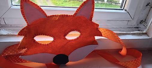 Detské doplnky - Karnevalová maska z filcu (Lišiak s chvostíkom) - 16540498_