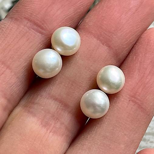 Freshwater Pearls Stud Earrings / Napichovacie náušnice so sladkovodnými perlami E033