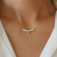 Náhrdelníky - Minimalistické náhrdelníky s perlami a zirkónmi (gold filled) - 16544198_