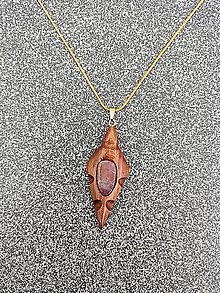 Náhrdelníky - Dřevěný šperk s kamínkem Fluoritu - 16543248_