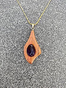 Náhrdelníky - Dřevěný šperk s Ametistem - 16543274_