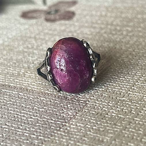 Natural Ruby Filigree AG925 Silver Ring  / Strieborný prsteň s rubínom E033