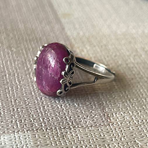 Natural Ruby Filigree AG925 Silver Ring  / Strieborný prsteň s rubínom E033