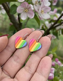 Náušnice - *colourful strip hearts* - 16547561_