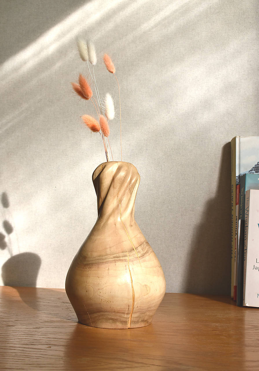 Drevená váza Spin