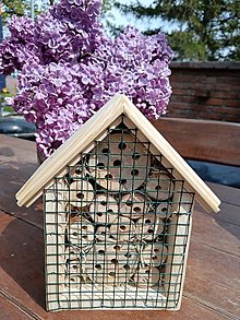 Dekorácie - Domček pre včielky samotárky - 16549353_