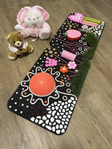 Hračky - Senzomotorický koberec V záhradke princeznej - 16550031_